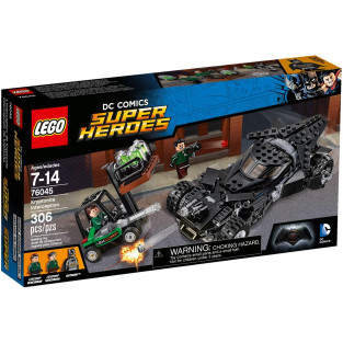 Đồ Chơi LEGO DC Comics Super Heroes 76045 - Siêu xe Batmobile giành lấy Kryptonite (LEGO DC Comics Super Heroes Kryptonite Interception 76045)